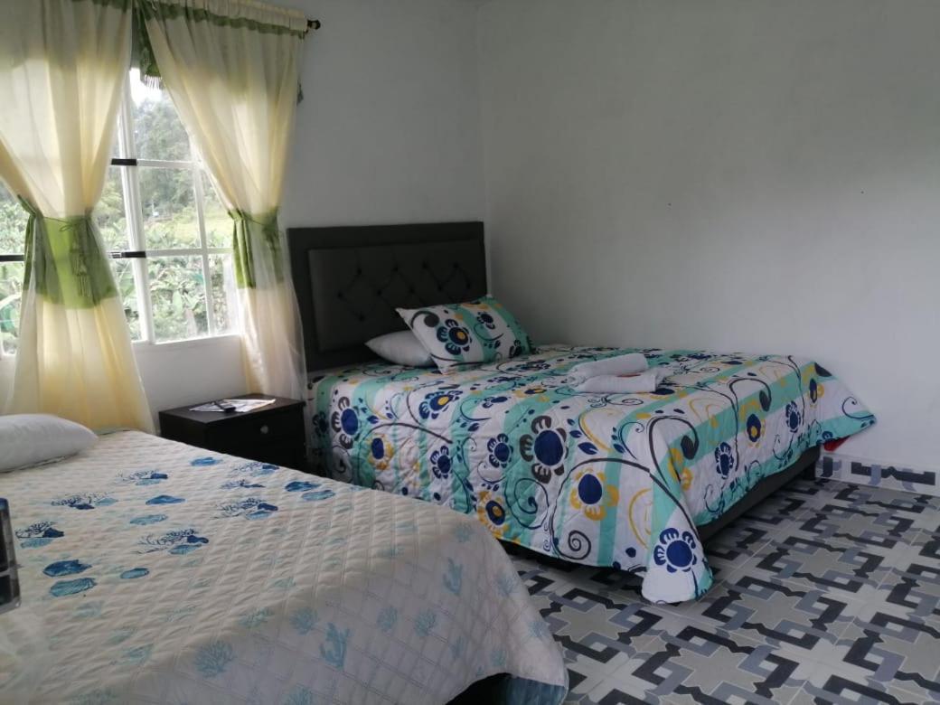 Hotel Vista Farallones Jardin Exterior photo