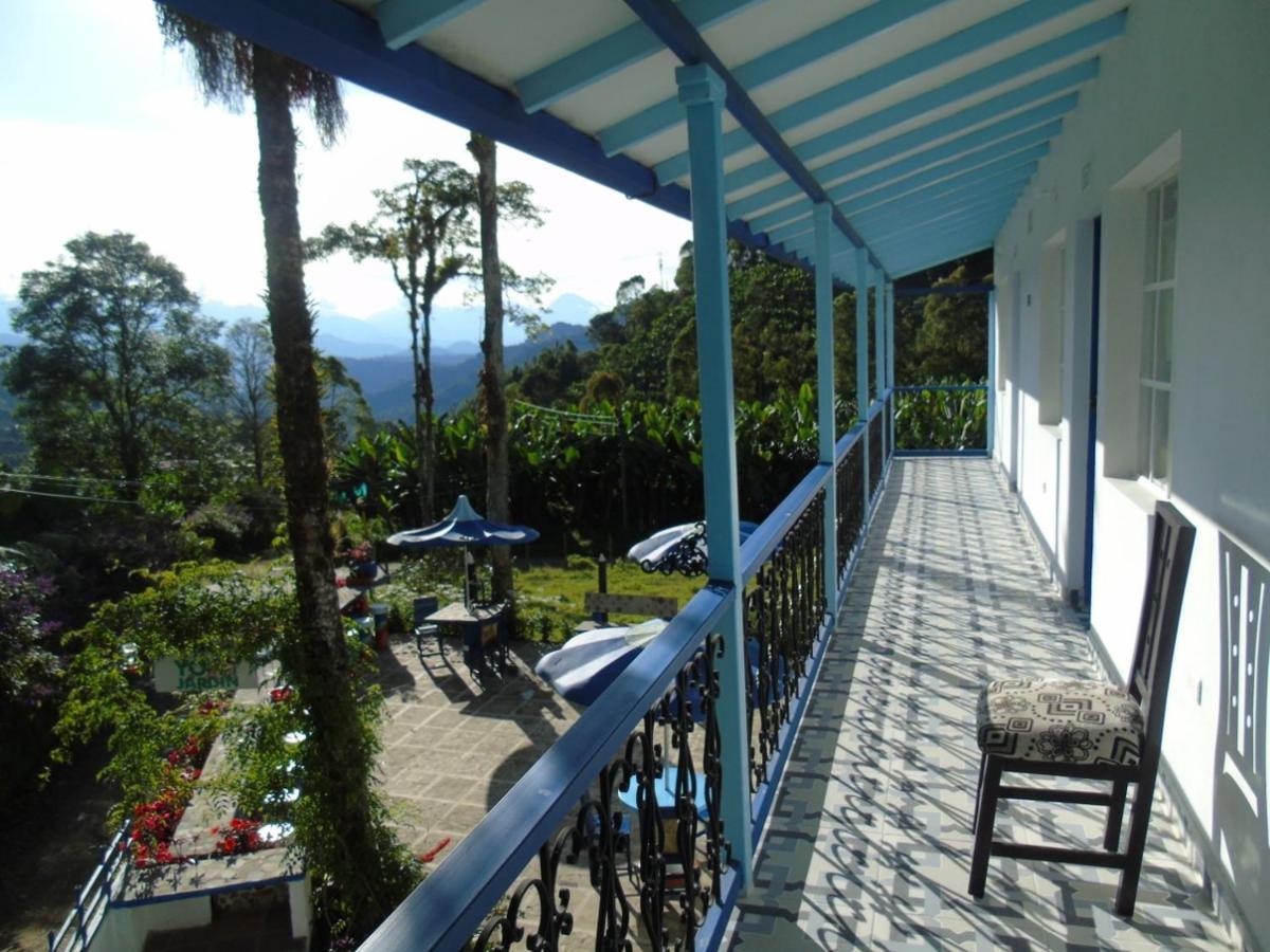 Hotel Vista Farallones Jardin Exterior photo