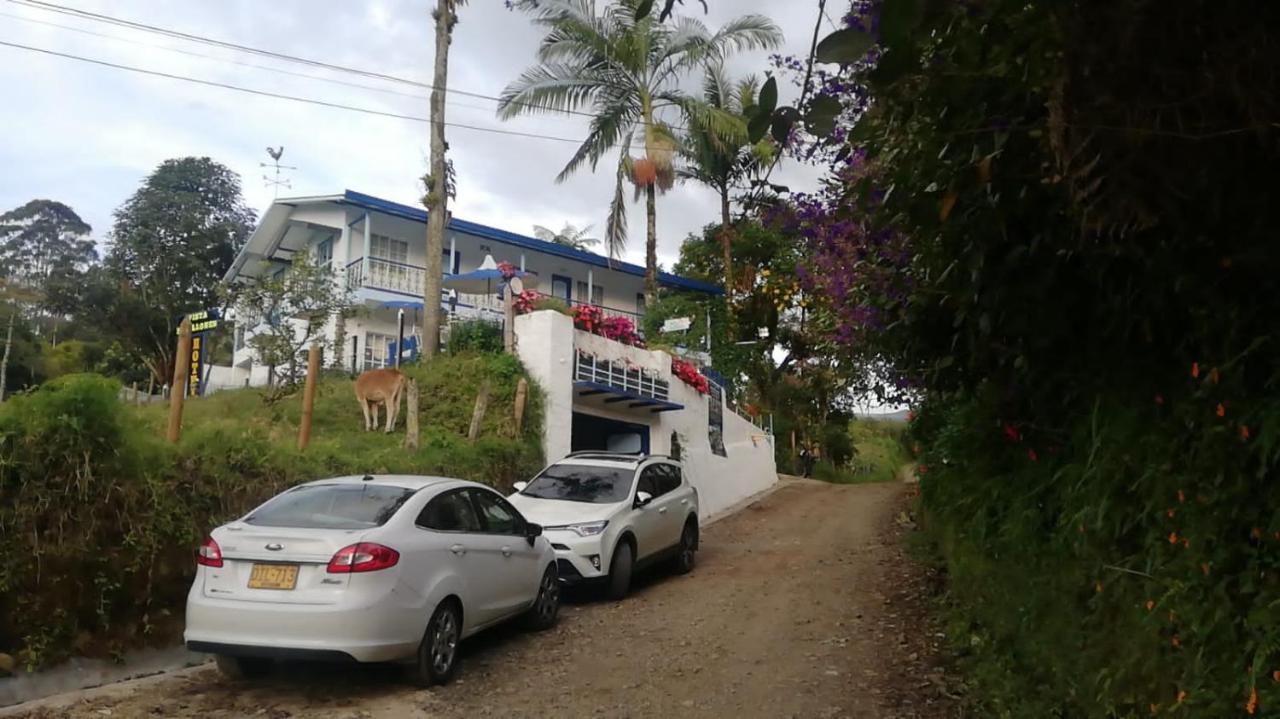 Hotel Vista Farallones Jardin Exterior photo